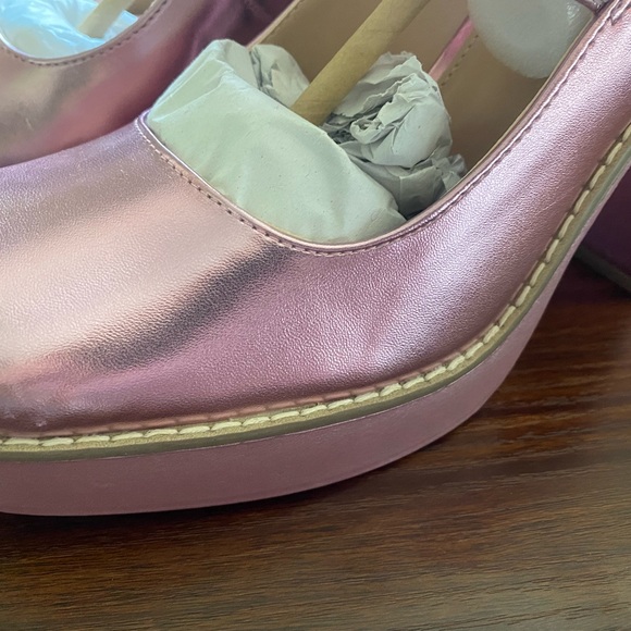 🍬Steve Madden Metallic Pump🍬 - Picture 4 of 7